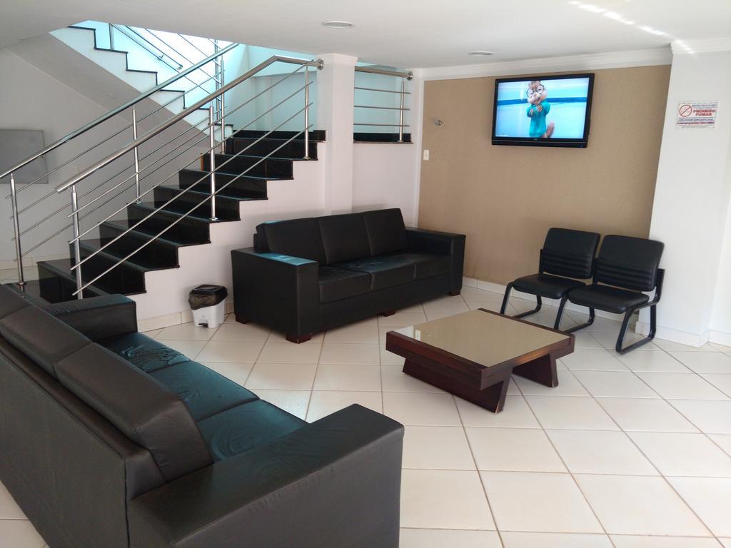 Euro Plaza Hotel - Proximo Ao Aeroporto De Goiania, Santa Genoveva Exterior foto